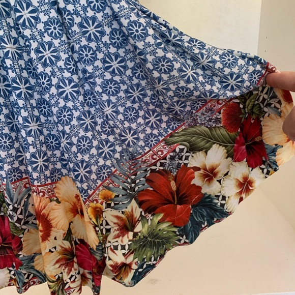 NWT Anthropologie Farm Rio Carmen Floral Romper - Picture 5 of 9